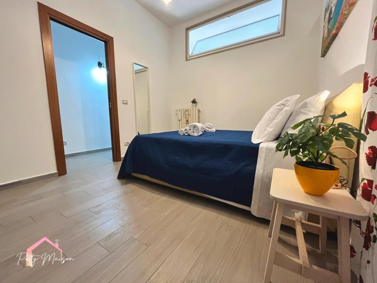 Patty Maison - Large & New Central Apartment Bari Exterior foto