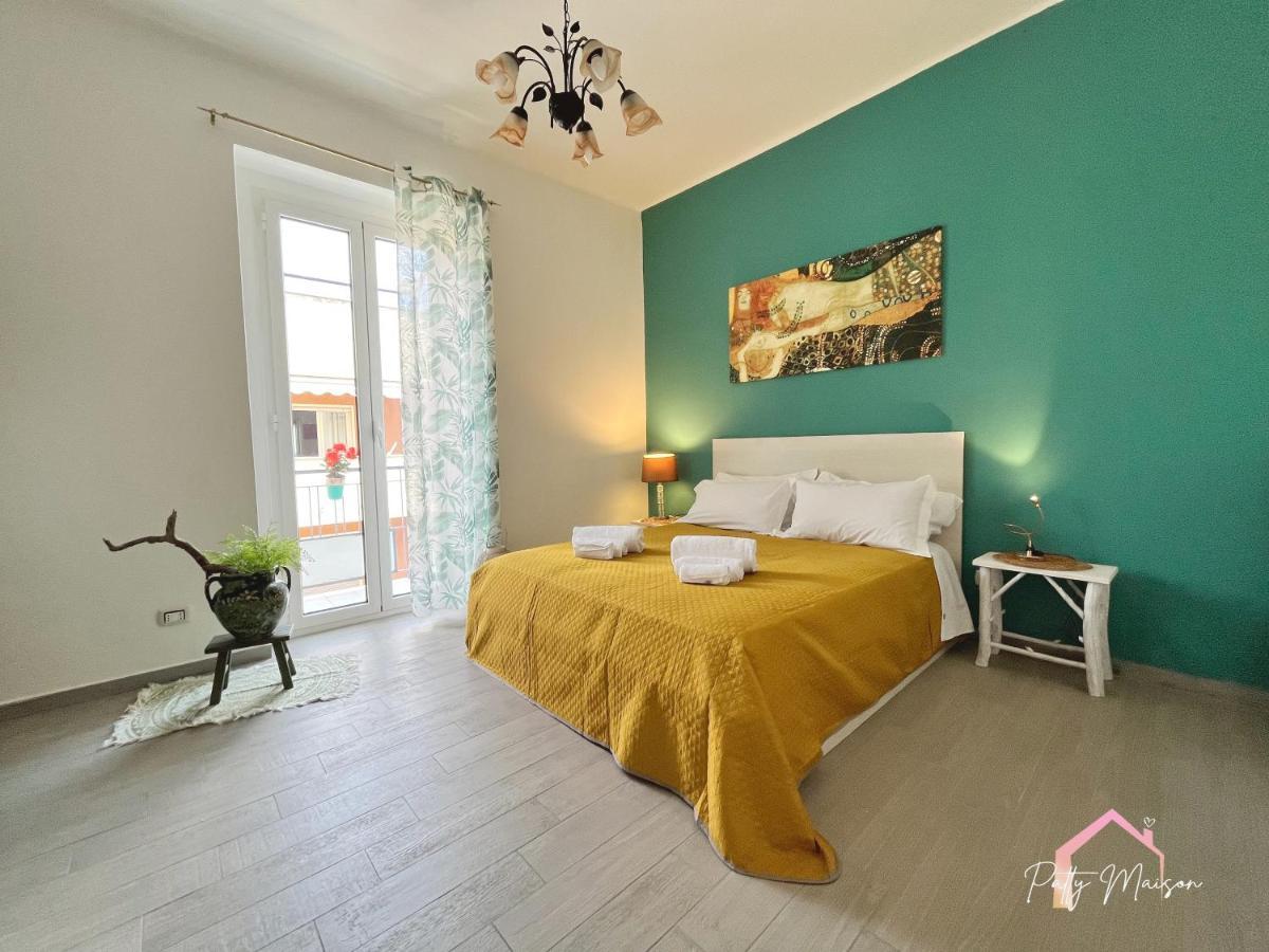 Patty Maison - Large & New Central Apartment Bari Exterior foto
